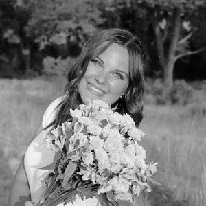 Meet your Posher, Elena